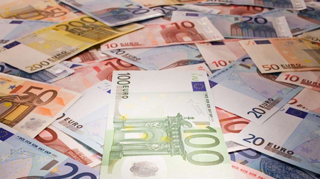 Croaţia anticipează un avans economic masiv după ce va intra în zona euro
