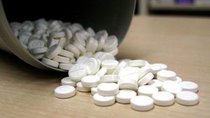 Care sunt medicamentele pe care nu trebuie să le amestecați niciodată cu alcool