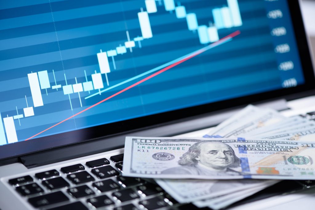 Bursele europene încep anul 2023 cu creșteri, după scăderile abrupte de anul trecut