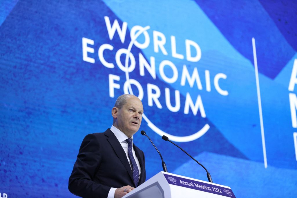 LIVE UPDATE. 330 zile de invazie. Ucraina se află în fruntea agendei de la Davos. Dar unii se tem că sprijinul din partea mediului de afaceri a atins un nivel maxim