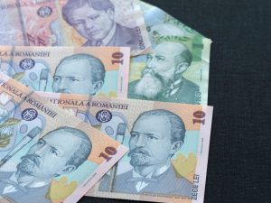 Cristian Hostiuc: „Dobânzile la lei nu vor scădea atât de repede şi mai ales nu vor scădea la nivelurile mici de acum câţiva ani” 