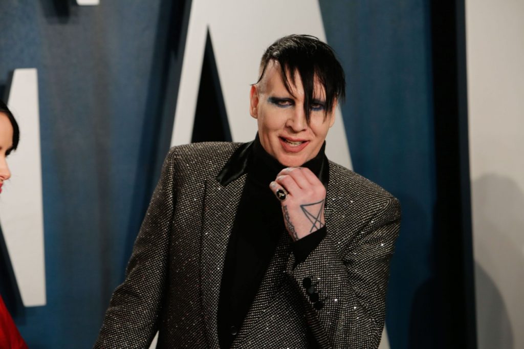 Marilyn Manson, dat în judecată pentru agresarea sexuală a unei minore „de mai multe ori în anii ’90”