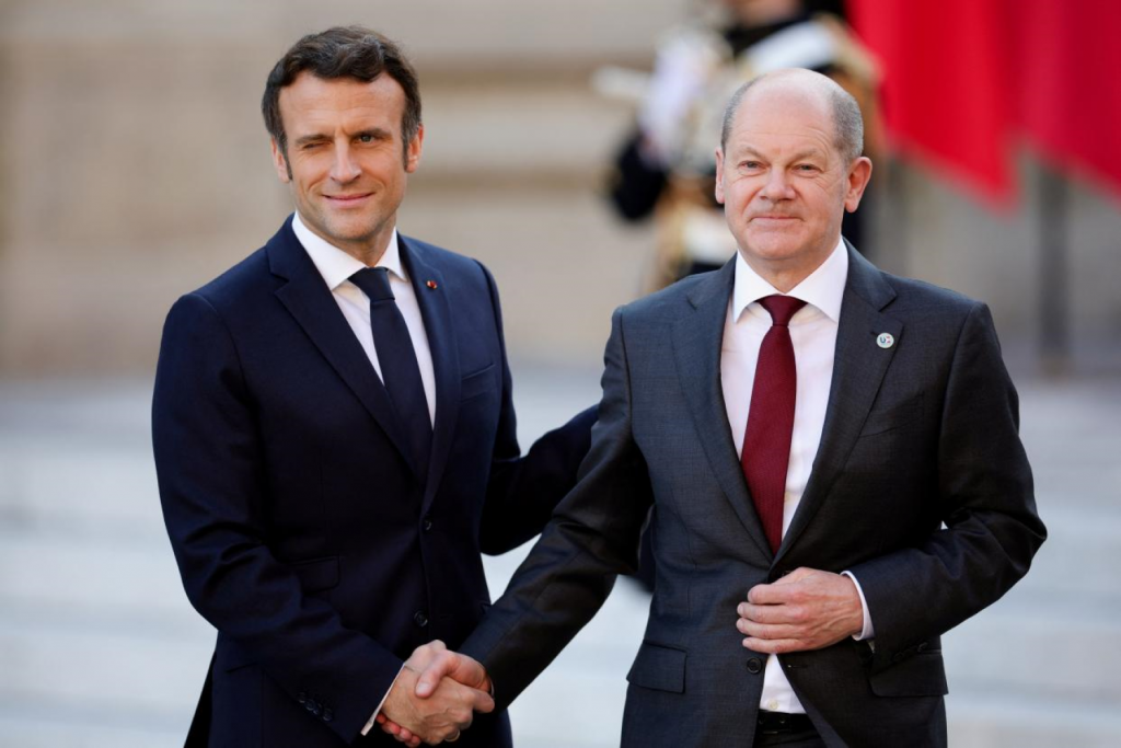 Război și pace. Eforturile lui Macron și Scholz de a găsi o soluție negociată între Kiev și Moscova par să se fi întors împotriva lor