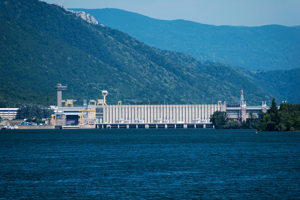 Hidroelectrica a fost listată la Bursă. Compania a scos la vânzare acțiuni de peste 8,8 miliarde lei