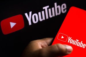 YouTube ar urma să introducă o nouă restricție. Utilizatorii vor fi blocați după trei videoclipuri dacă opresc reclamele