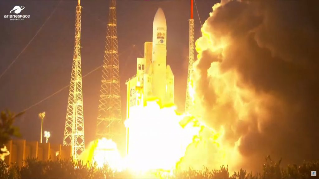 VIDEO. Încă un capitol se încheie. Racheta europeană Ariane 5 a decolat pentru ultima dată