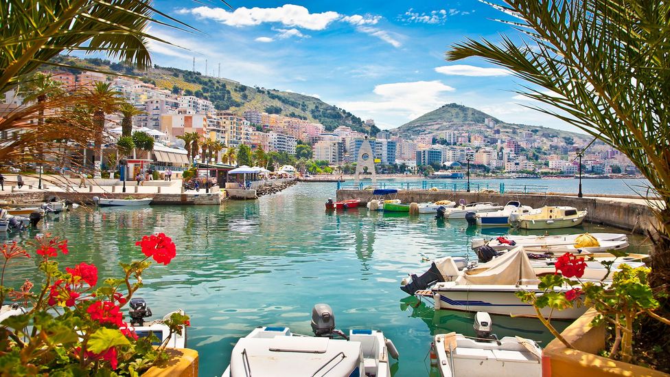 Act unic de diplomație în Italia. Guvernul a achitat factura a patru turiști italieni care au plecat fără să plătească în Albania