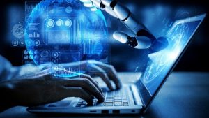 Inteligența artificială poate prelua 80% din sarcinile care sunt atribuite oamenilor. Ce joburi sunt în pericol