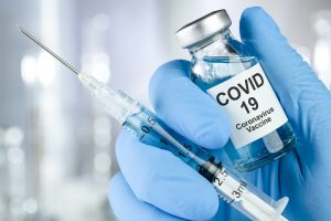 Combinație pentru un singur vaccin. Pfizer și BioNTech au ajuns în faza testelor pentru vaccinul împotriva COVID-19
