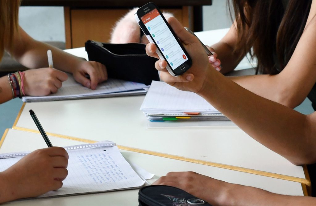 Rolul inteligenței artificiale în școli. Antreprenor în educație: „Rolul A.I. este să ajute profesorii să creeze programe educaționale croite pe nevoile elevului”