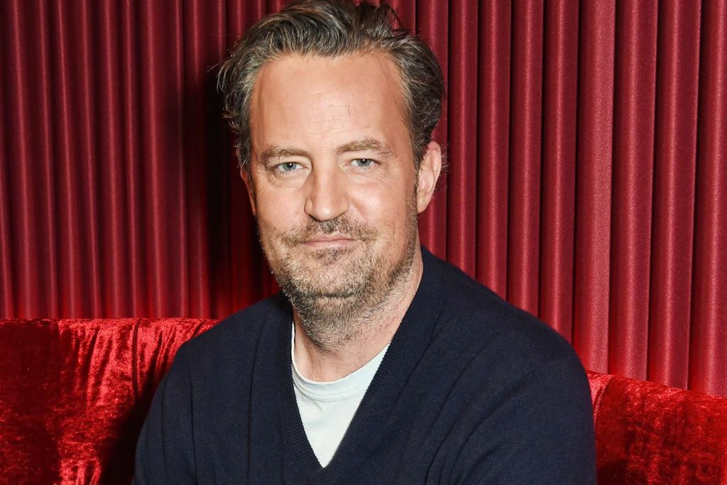 Matthew Perry, actorul din „Friends” a murit la 54 de ani. Se speculează ca s-ar fi înecat la locuința lui