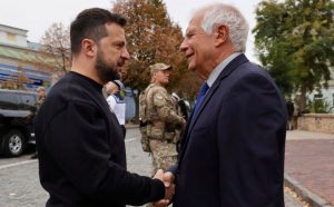 Reuniune istorică a miniștrilor de externe azi, la Kiev. UE promite să își crească sprijinul militar