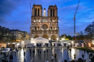Catedrala Notre Dame revine la viață: S-au făcut restaurări de 760 de milioane de dolari, iar turiștii așteaptă marea redeschidere