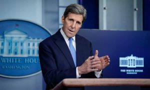 John Kerry se retrage din administrația Biden