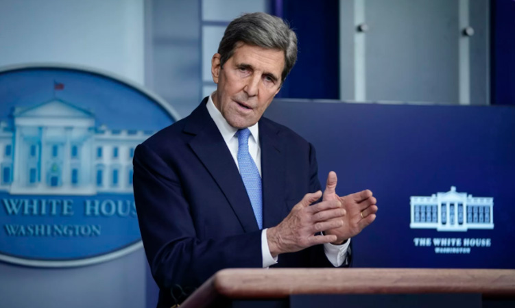 John Kerry se retrage din administrația Biden