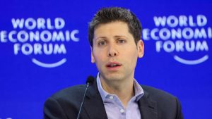 Elitele globale încep brusc să se teamă de AI. „Nu vrem să avem un moment Hiroshima”