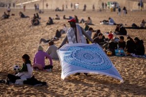 La plajă în ianuarie? Valul de căldură din Spania a adus temperaturi de vară în multe zone de coastă