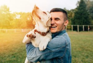 Animalele de companie îți pot îmbunătăți viața amoroasă. Ce spun cercetătorii