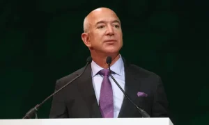 Jeff Bezos a vândut acțiuni Amazon în valoare de 2 miliarde de dolari