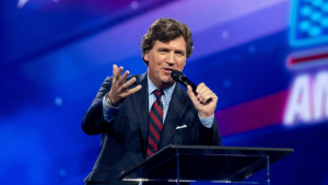 Jurnalistul Tucker Carlson i-a luat interviu lui Vladimir Putin. Kremlin: „Interviul va fi publicat când Tucker Carlson e pregătit.”