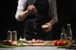 Ce mănânci în weekend? În Bucovina se desfășoară Tabăra Culinară de Iarnă dedicată cărnii de vită