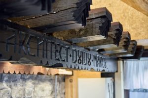 Unde „încăpem” în vacanță? Cea mai mică cazare din Sinaia are doar 11mp