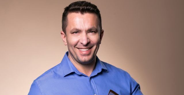 Ciolacu l-a demis după două zile de la numire pe Cristian Pascu, proprietar de saloane de coafură, din funcția de vicepreședinte al ONJN