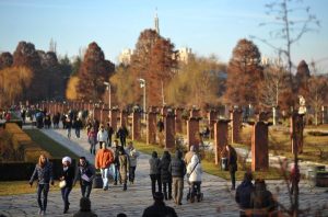 Vreme schimbătoare în luna mai. Ce temperaturi vor fi în minivacanța de Paște