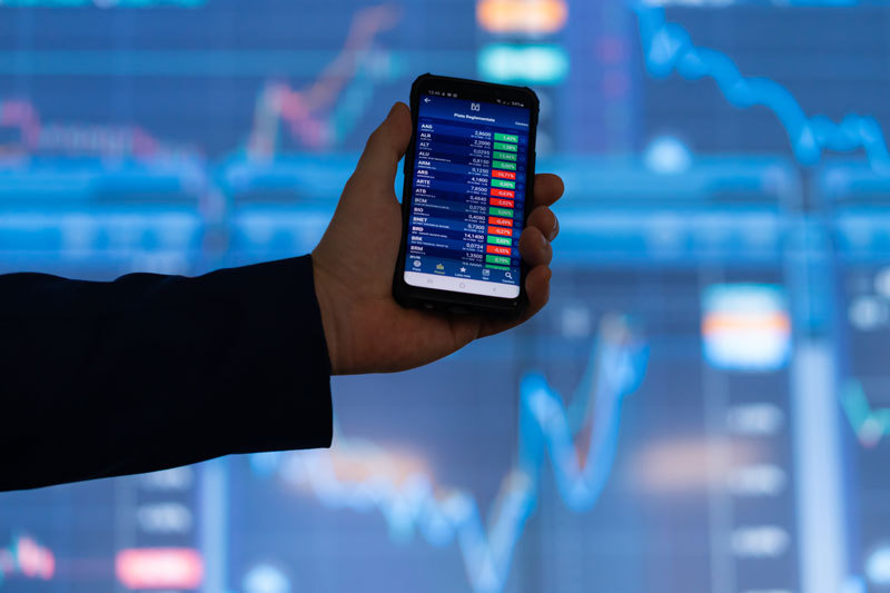 Indicele BET a crescut cu 0,2% în aprilie. Este cea mai slabă performanţă lunară de anul acesta