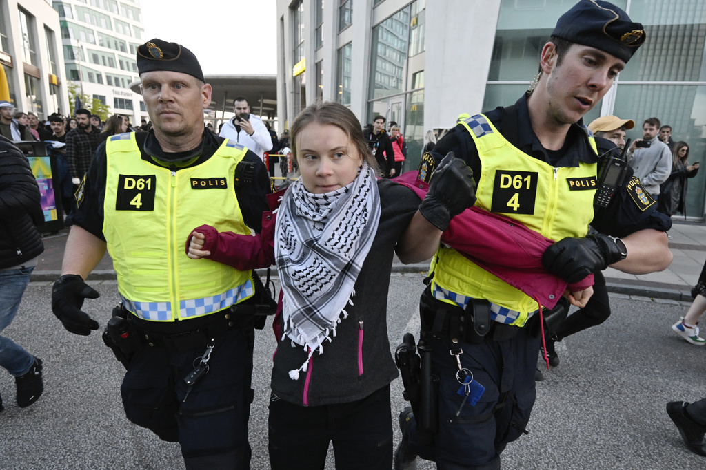Greta Thunberg a fost arestată în urma protestelor de la finala Eurovision