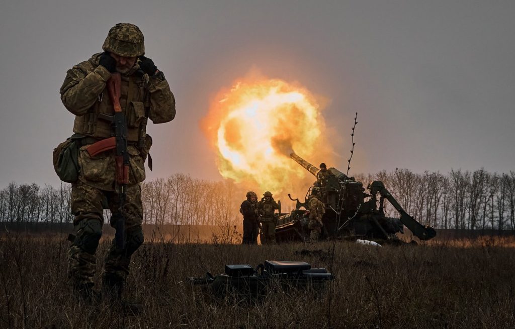 Pentagon: Loviturile ucrainene au afectat 14% din capacitatea Rusiei de rafinare a petrolului