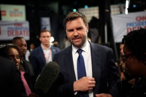 Trump îl alege pe JD Vance drept vicepreședinte. Cât de apropiată este politica acestuia de cea a fostului Președinte