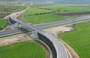 Azi este inaugurat primul nod rutier dintre două autostrăzi în sudul Bucureştiului
