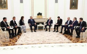 Cresc tensiunile dintre Germania și Ungaria, după reuniunea Orban-Putin de la Moscova. Ungaria amână întâlnirea dintre Annalena Baerbock și Peter Szijjarto