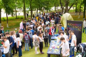 VIDEO. Unde mergi azi? La Bucharest Science Festival. Cum arată „câinele robot” prezentat la eveniment