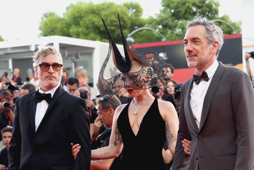 Lady Gaga și Joaquin Phoenix primesc 11 minute de ovații pentru „Joker 2” la Veneția. Filmul are premiera pe 4 octombrie