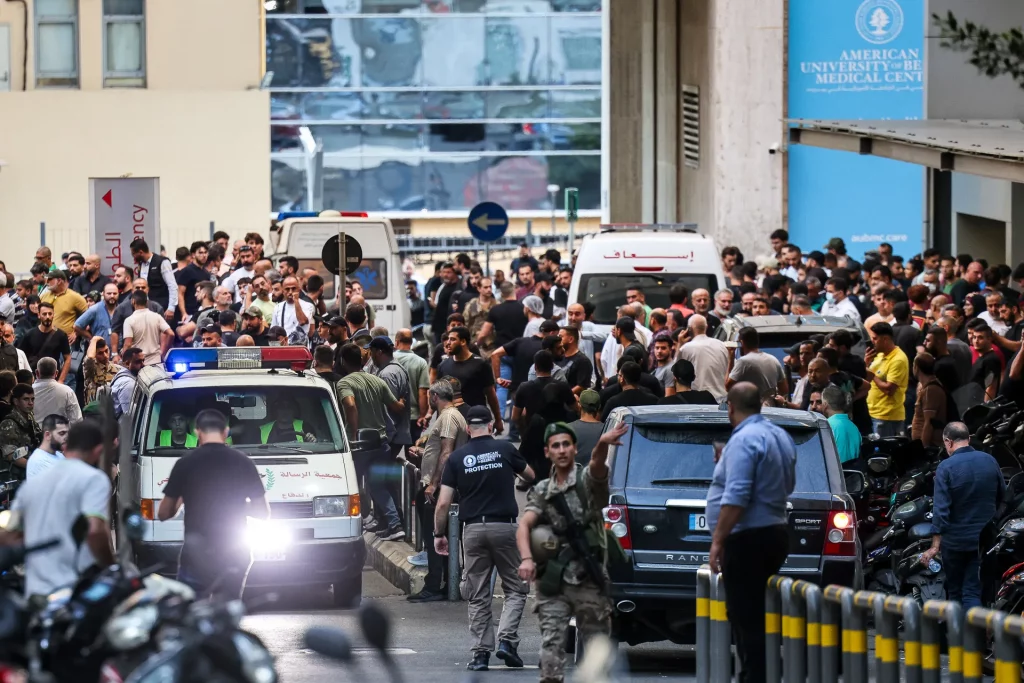 Hezbollah dă vina pe Israel pentru explozia celor 3.000 de pagere. Cât de complicată este situația de securitate din regiune