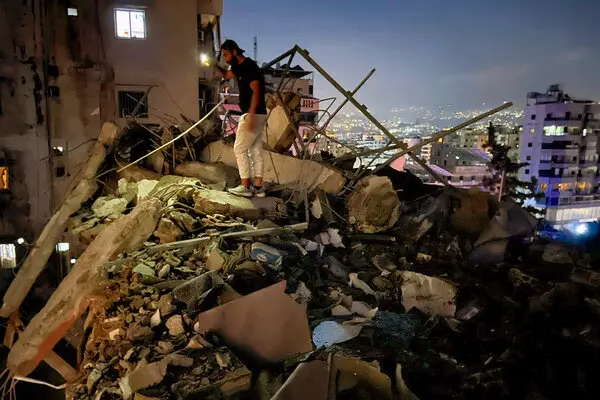 Israel lovește Hezbollah în Beirut, iar Gaza se confruntă cu noi bombardamente