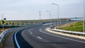 Ai grijă dacă mergi din Capitală spre munte sau mare. Șoferii vor avea restricții de astăzi pe A2 și A3