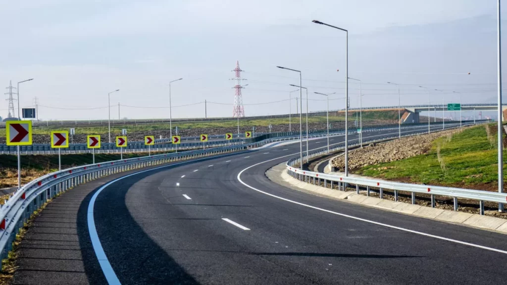 Ai grijă dacă mergi din Capitală spre munte sau mare. Șoferii vor avea restricții de astăzi pe A2 și A3