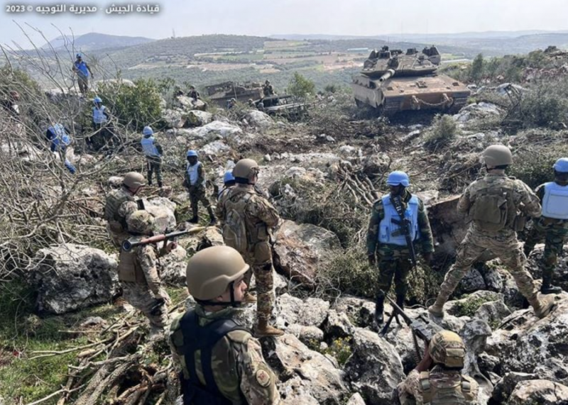 Conflictul Israel-Hezbollah se intensifică. Israelul evacuează sudul Libanului și atacă ambulanțele
