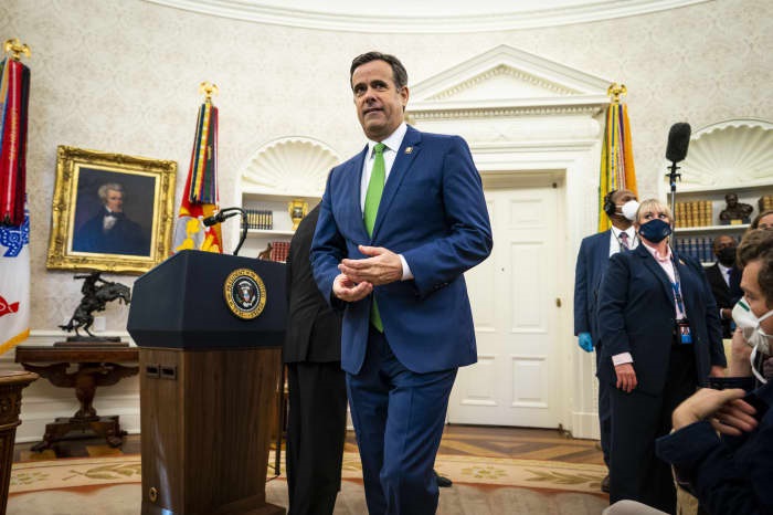 Donald Trump a ales un fost spion de top al SUA, John Ratcliffe, ca noul șef al CIA. Este un critic dur al Chinei și al politicilor lui Biden în Orientul Mijlociu