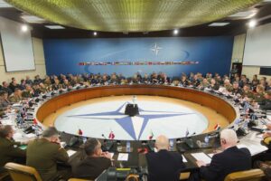 „NATO nu se poate apăra de Rusia fără SUA”, avertizează liderii alianței. Ce urmează pentru viitorul Europei