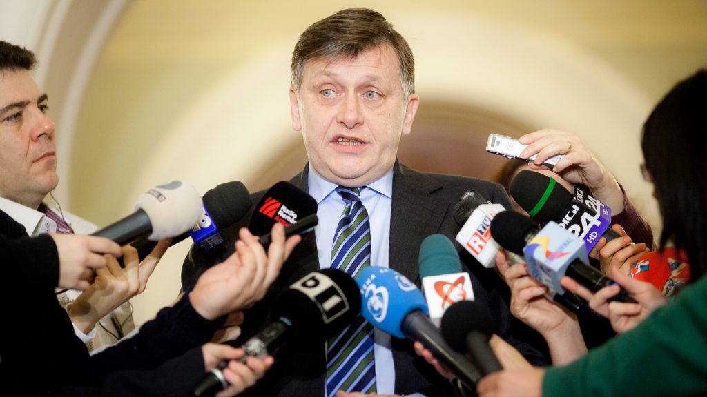 Crin Antonescu este candidatul comun al coaliției PSD-PNL-UDMR la alegerile prezidențiale