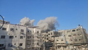 Israel evacuează forțat ultimul spital funcțional din nordul Fâșiei Gaza și declară că era „un bastion al teroriștilor Hamas”