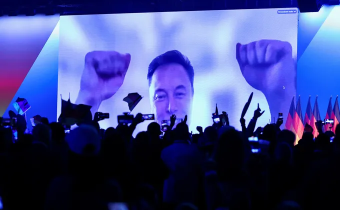 Elon Musk a fost prezent la un eveniment electoral al partidului de extremă dreapta din Germania