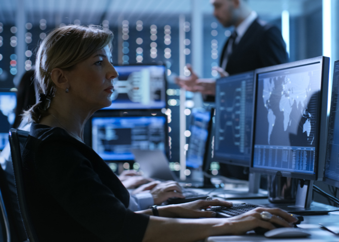 Guvernul britanic avertizează industria privată de intelligence. Ce restricții se impun