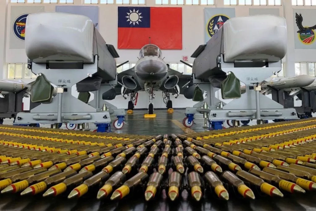 Taiwan îngheață miliarde de dolari pentru bugetul apărării. Cum se schimbă relația între Taiwan și SUA