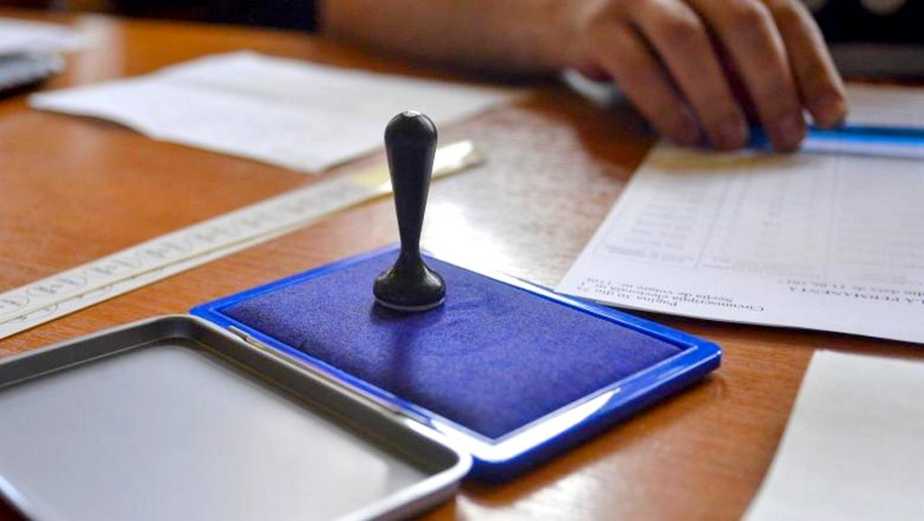 Ciolacu 2 schimbă regulile pentru materialele electorale publicate online. Mai multe ONG-uri transmit că OUG privind organizarea alegerilor încalcă libertatea de exprimare