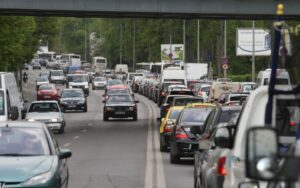 Traficul din România se îngreunează la final de weekend. La ce rute trebuie să fii atent dacă vrei să eviți aglomerația